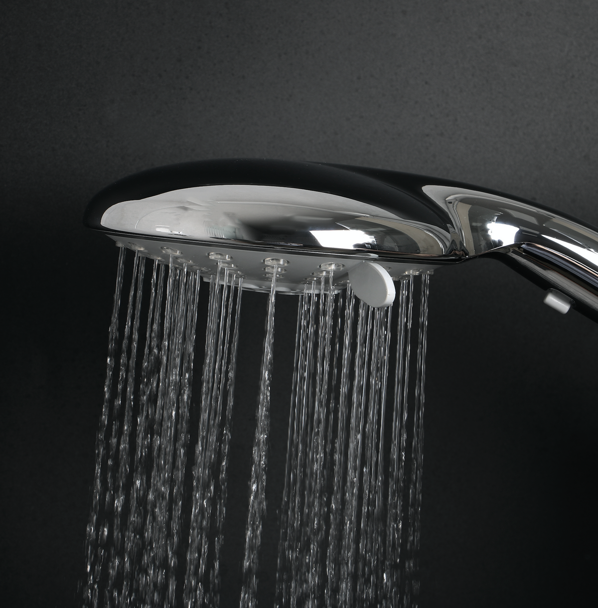 Hand shower in chrome with 4 functions 