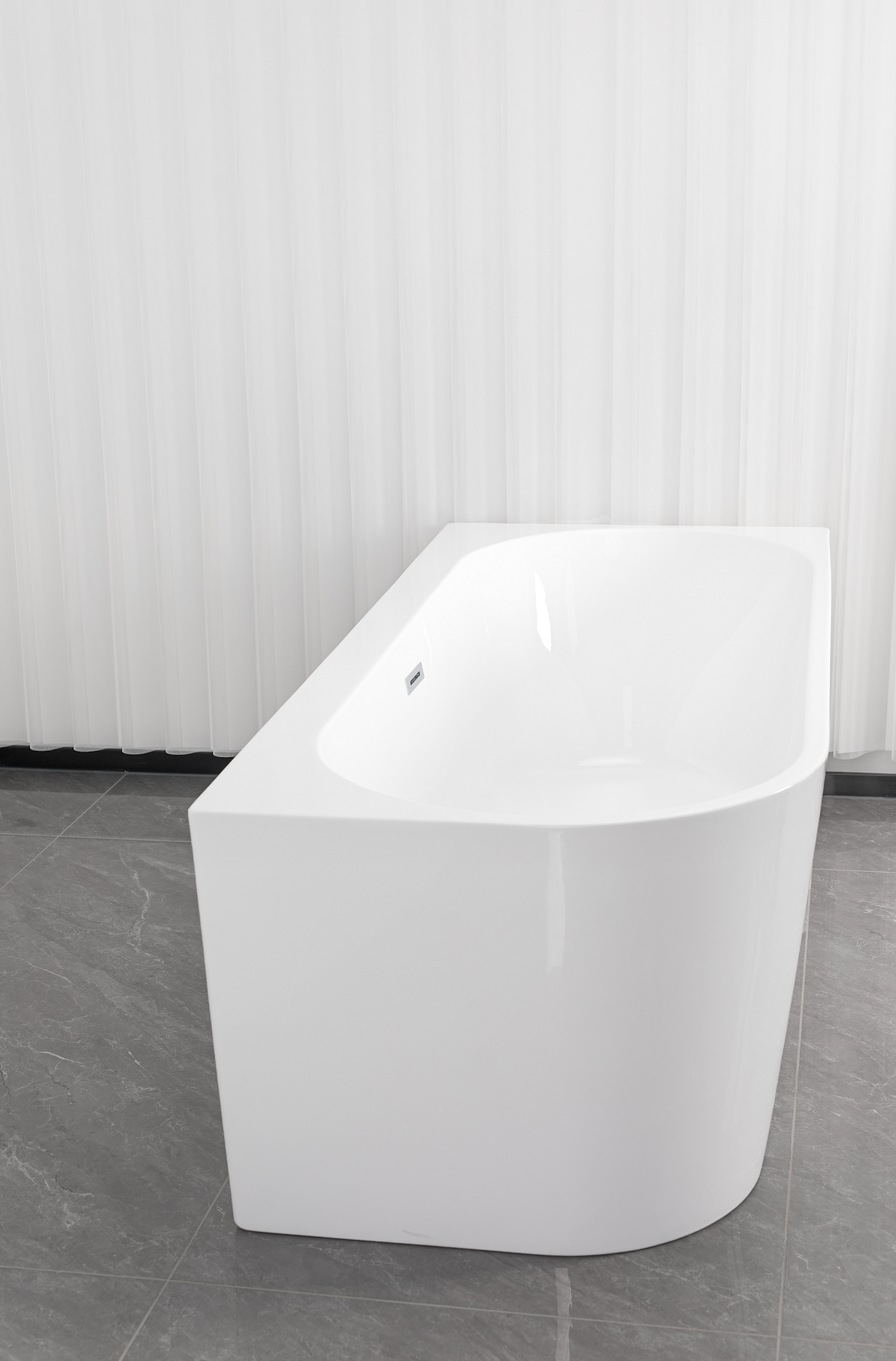 Corner bathtub Porto in 3 different sizes