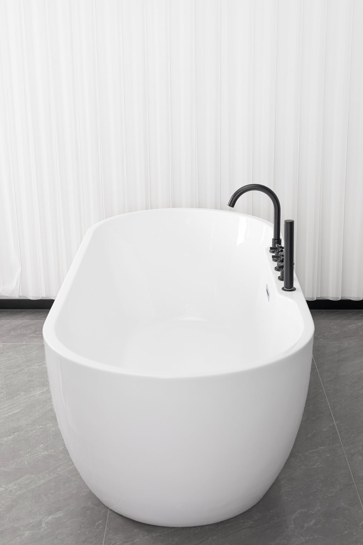 Freistehende Badewanne ARUBA schwarz matt 170x75x58 cm