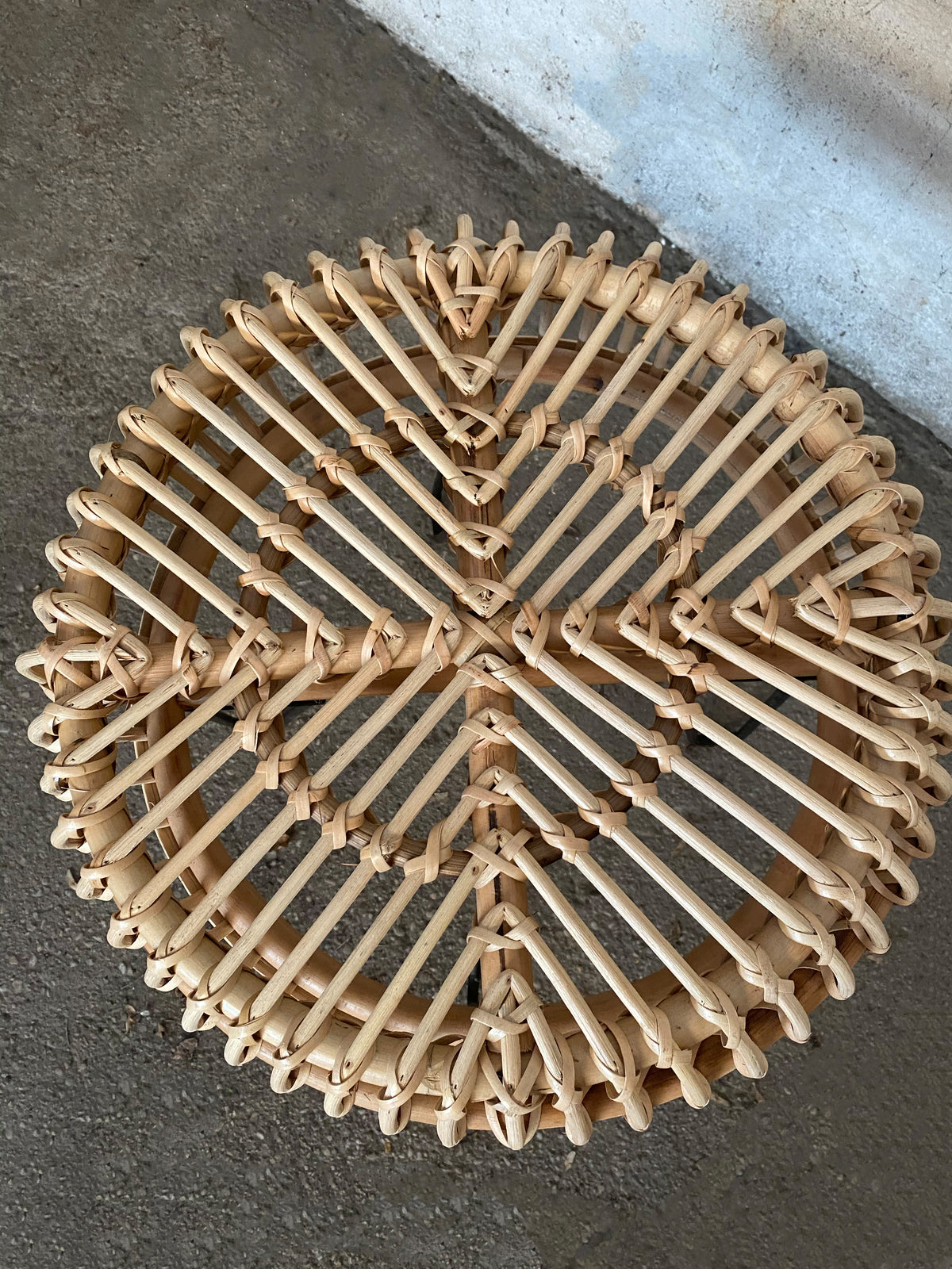 Rattan side table NUSA PENIDA