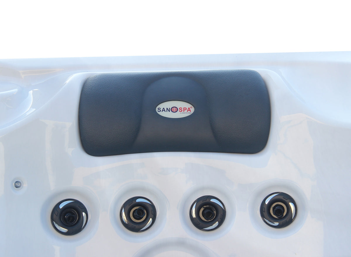 Outdoor Whirlpool OASIS White Marble incl. Cover & Steps 208x175x90 cm Frost-proof