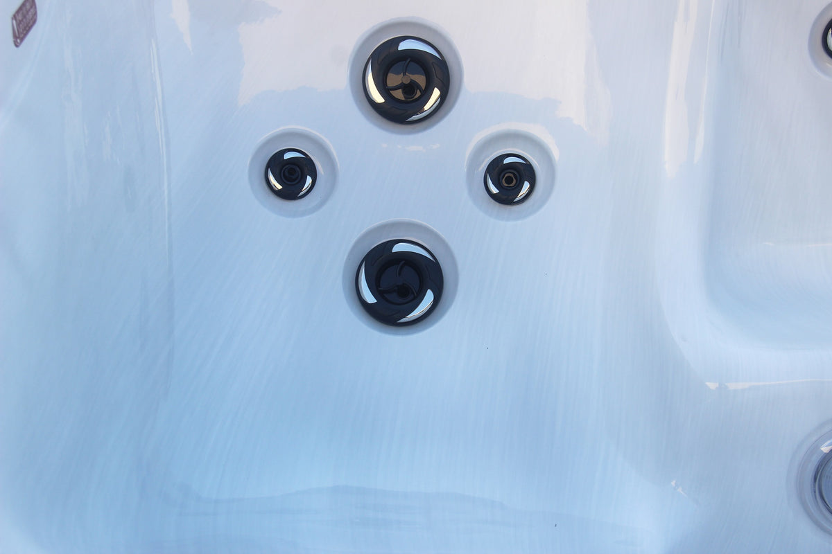 Outdoor Whirlpool PALMA White Marble incl. Cover & Steps 190x190x86 cm frost-proof